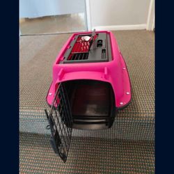 Small animal carrier NE Philly 2601 Welsh Rd