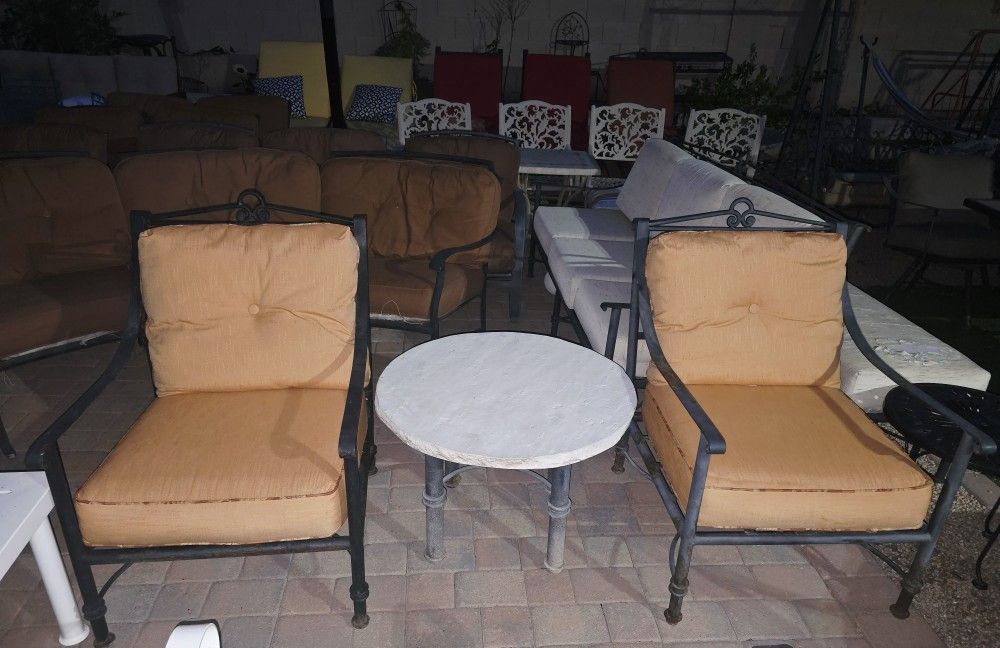 $500 ARIZONA IRON 2 BIG CHAIRS AND TABLE WITH SUNBRELLA CUSHIONS