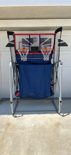 Pop a Shot dual basketball game