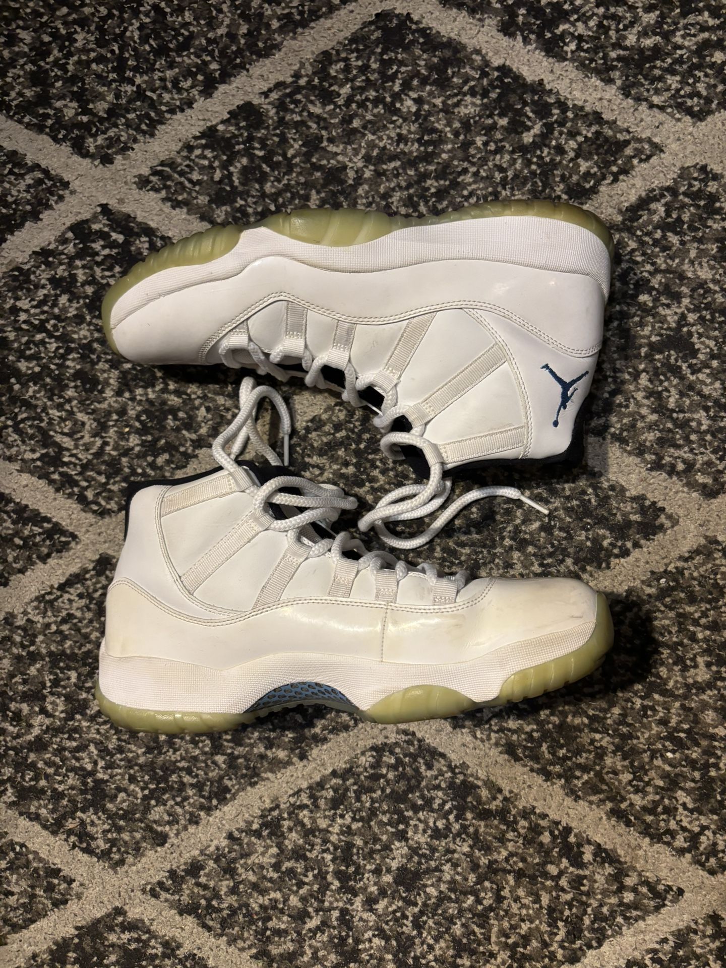 Jordan 11s