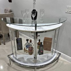 White Bar With Silver Bar 🍸🍸