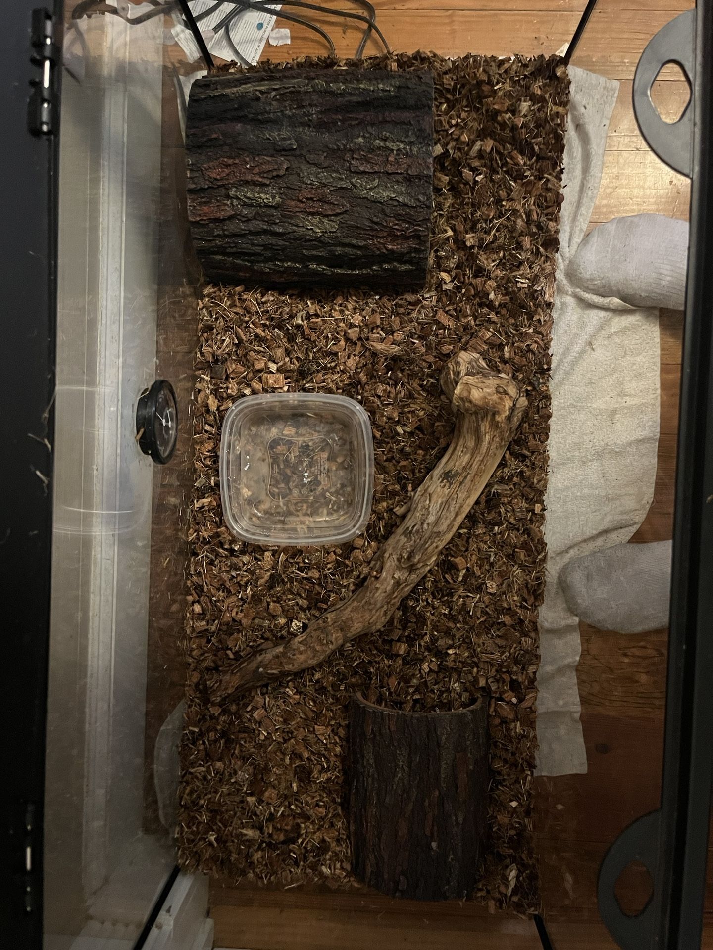 Wood Hides And Log