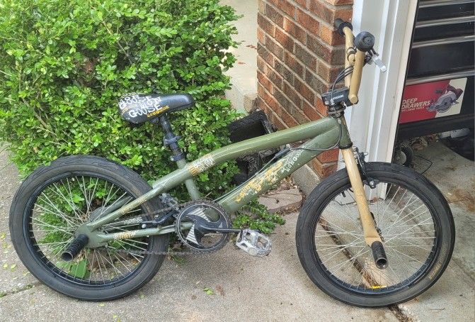 Mongoose Xtreem air Bmx Bike 20"
$75.00 O.B.O