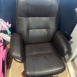 Leather Recliner 