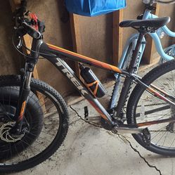 Trek marlin 5 bike SR/M3030
