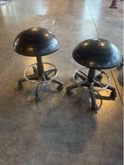 Adjustable yoga ball chair