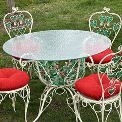 Italian Strawberry Tole Patio Set