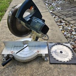 Black & Decker 10" Miter Saw