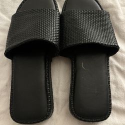 Women’s Black platform Slip On Sandals