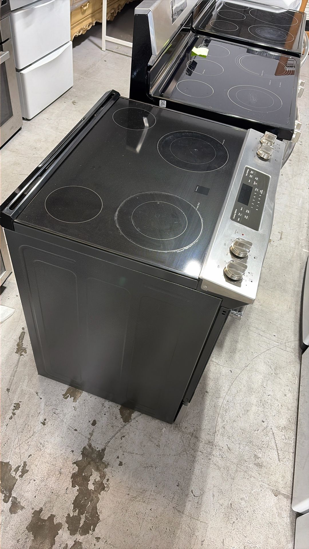 Single Oven Electric Range