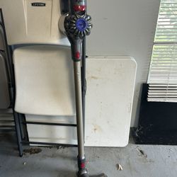 Dyson V8 Animal Vacuum