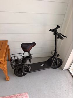 Electric scooter