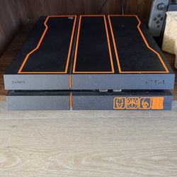 1 TB BO3 special edition PS4 with original controller.