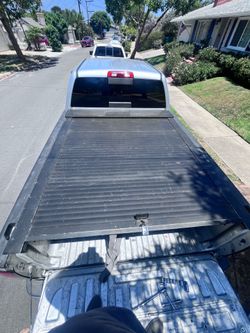 Truck bed cover
