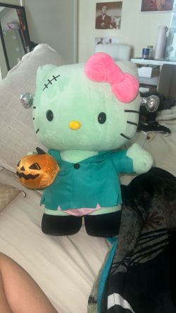 Hello Kitty Monster