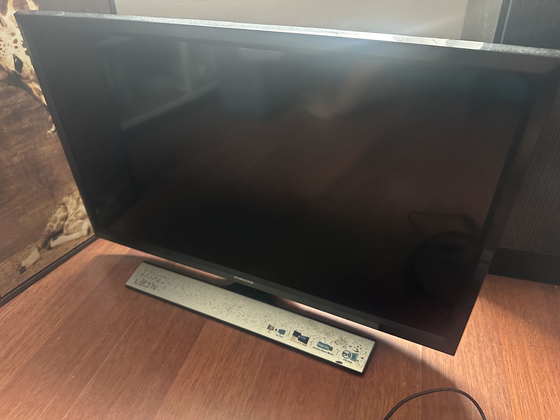 HD Monitor Samsung 24” Inch
