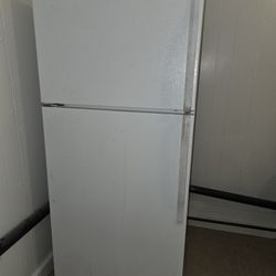 Whirlpool Top-Freezer Refrigerator - Good Working Condition