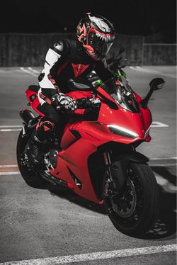 2025 Ducati Panigale V2
