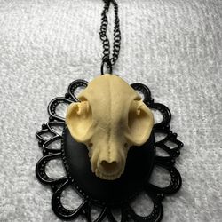 CAT - Animal Skull - RESIN REPLICA - Pendant / Necklace