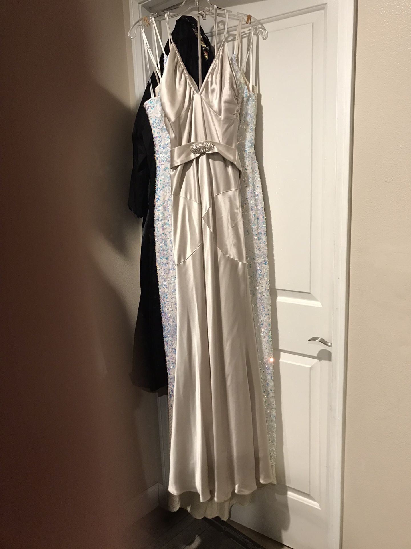 Very Elegant Long Fancy Dress