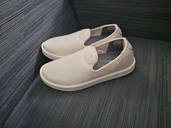 Allbirds Wool Lounger Slip-On Sneakers in Natural