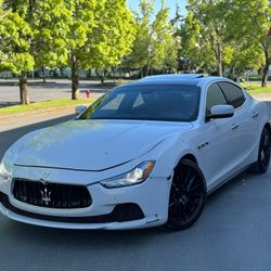 2015 Maserati Ghibli