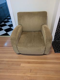 Cozy green chair