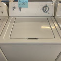 Whirlpool Washing Machine Washer Super Nice Condition .    Warehouse pricing.   Warranty  . Delivery Available . 2522 Market st. 33901