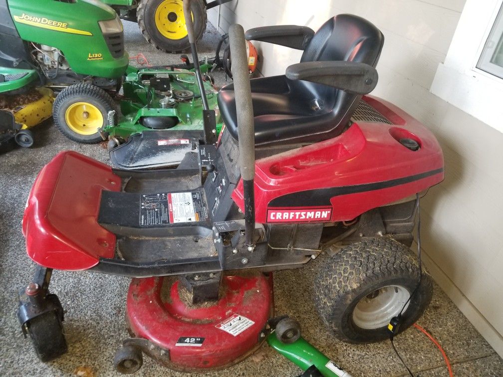 Craftsman ZTS 6000 Zero Turn Mower for Sale in Gig Harbor, WA OfferUp