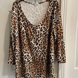 Ladies Leopard Top Size 2X