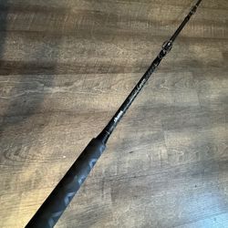 Like new Okuma PCH 8’ heavy 20-50 salt water fishing rod.