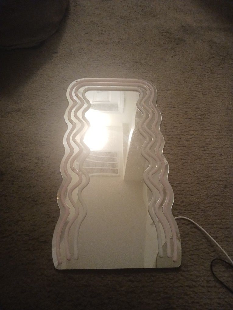 Pink And White Light Up Mirror