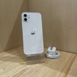 iPhone 12 128GB White Factory Unlocked Used Like New 