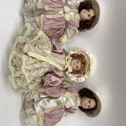 Porcelain Doll. Set Of 3. Height : 5” each