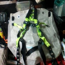 Honeywell Miller H500 Harness New