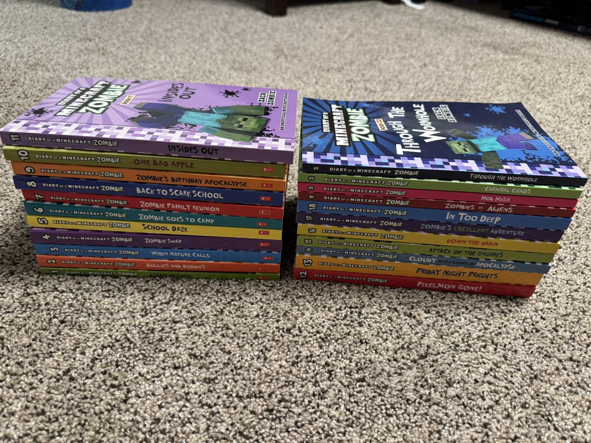 Diary Of A Minecraft Zombie Book Series (1-22)