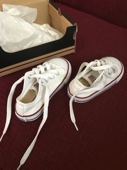 Convers for baby size 7
