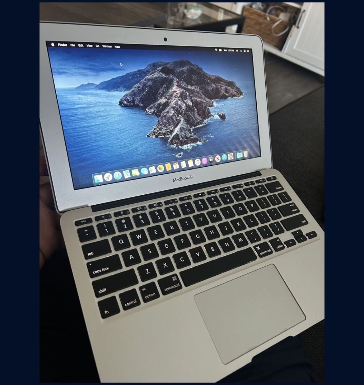 Mac Book