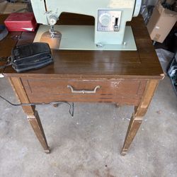 Vintage 70s Sears Kenmore Sewing Machine 