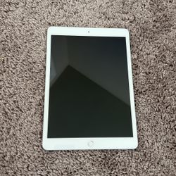 iPad 7 For Parts
