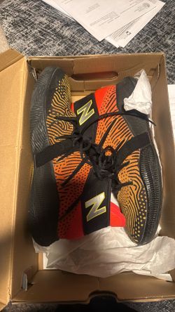 New balance basketball shoes