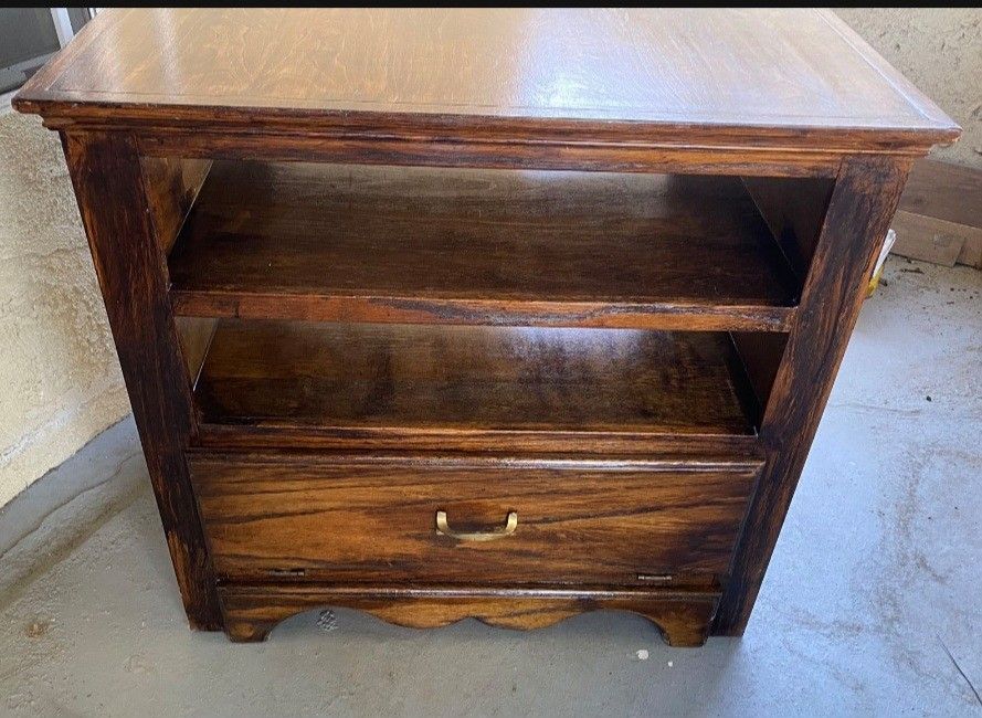 Vintage TV Stand, with Shelves and Storage