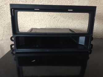 Stereo assemble for 2000-2005 Nissan Xterra