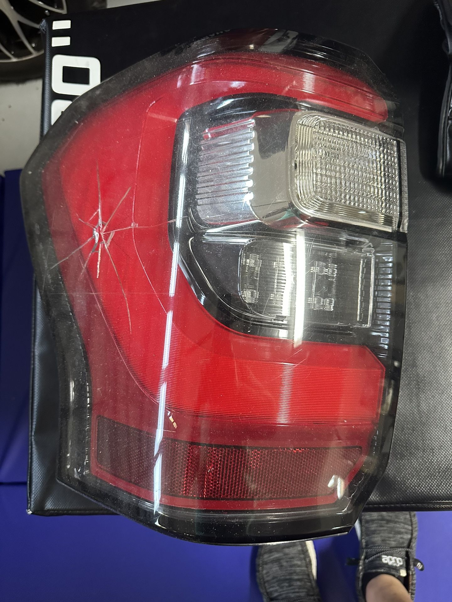Left Taillight 2020 Ford Expedition Limited