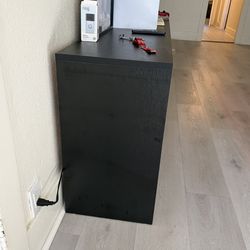 TV stand wth fire place i