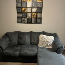Sofa And Picture 