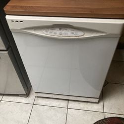 Whirlpool Dishwasher Machine 