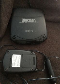 Sony Discman CD Compact Player D-131 + Car Adapter