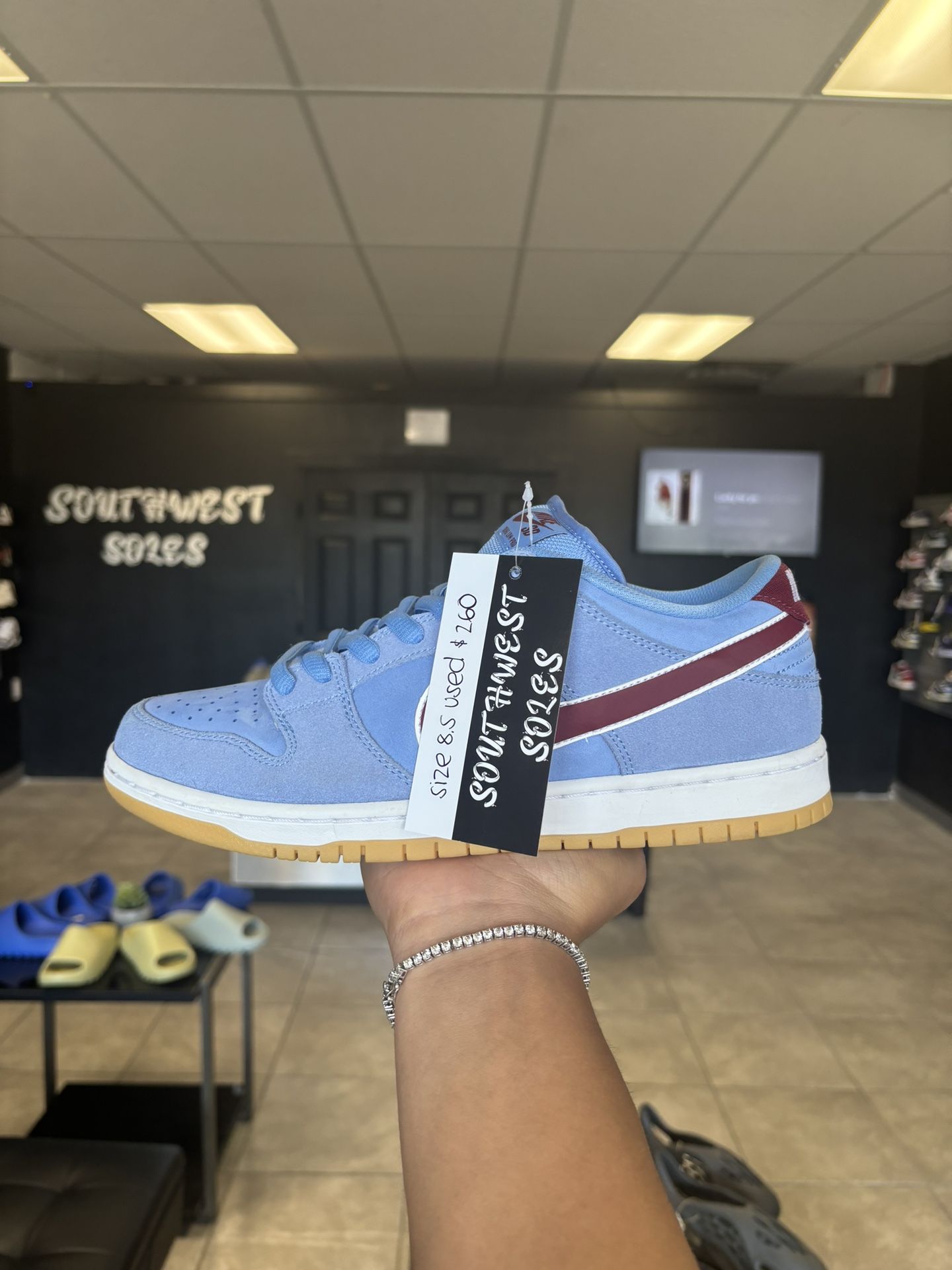 Nike Sb Dunk Low Phillies Size 8.5 Available In Store!