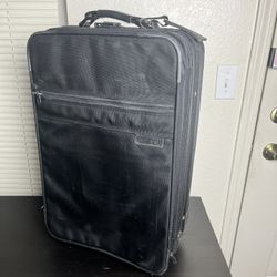 Briggs & Riley Carry On Suitcase *Lifetime warranty*
